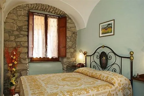 Affittacamere Hotel S'Ammentu Bosa